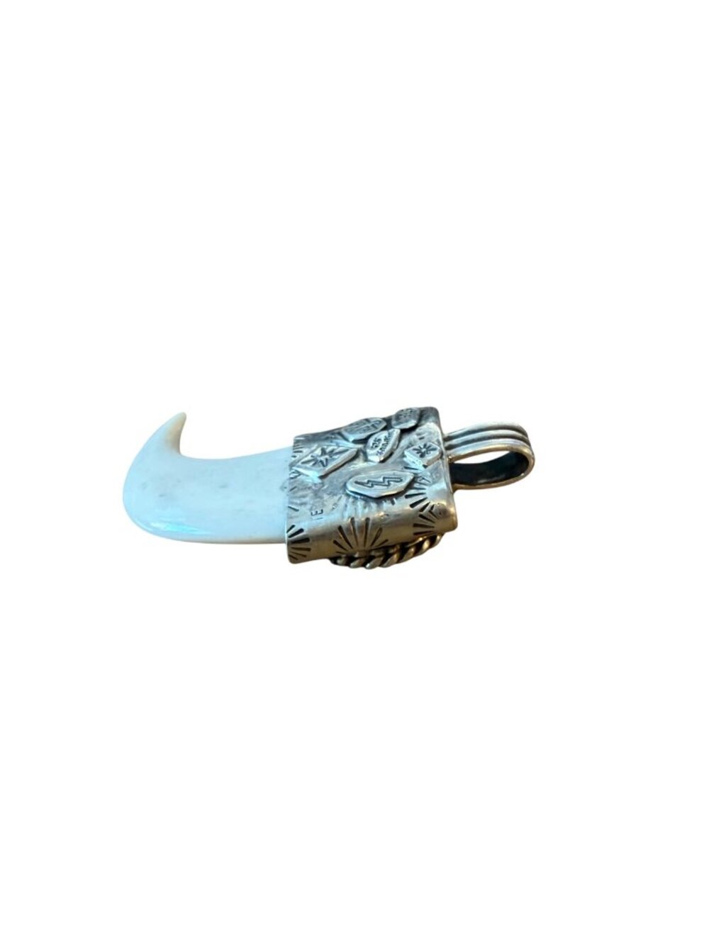 Desert Rose Silver Iron Maiden Buffalo Claw Pendant - Picture 3 of 3